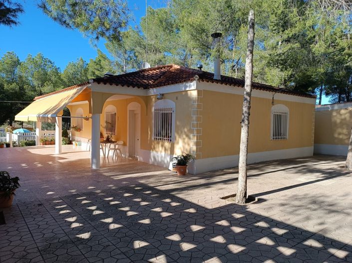 Image No.3-Villa de 4 chambres à vendre à Yecla
