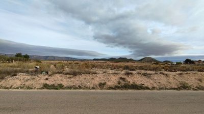 o1j8ng2e1qluj1t24m2m1oarohg25