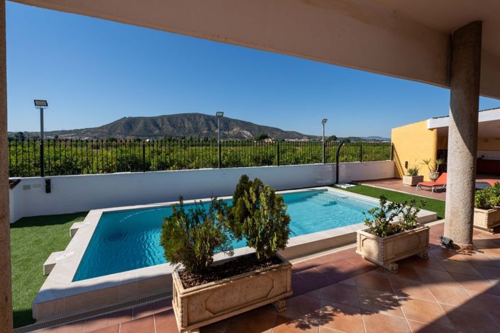 Image No.15-5 Bed Villa for sale
