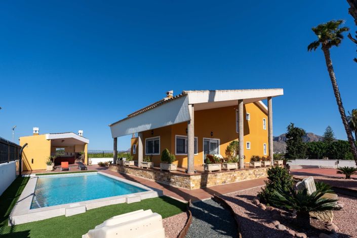 Image No.4-5 Bed Villa for sale