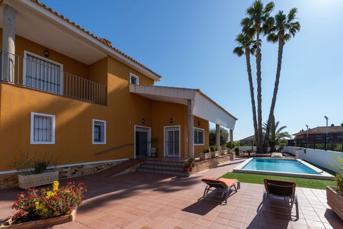 Image No.5-5 Bed Villa for sale