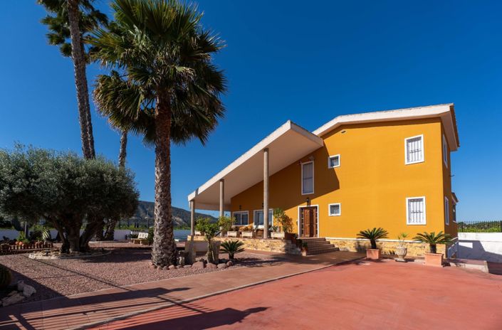 Image No.9-5 Bed Villa for sale