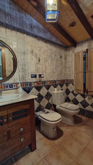 Image No.45-3 Bed Country House for sale