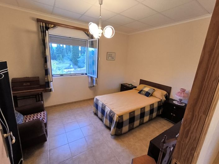 Image No.11-6 Bed Villa for sale