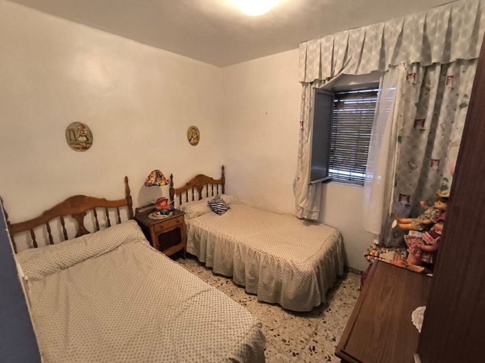 Image No.13-6 Bed Villa for sale