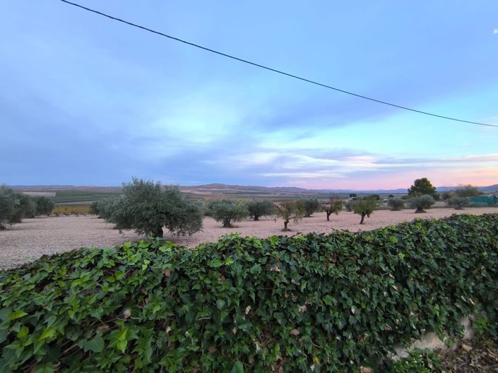 Image No.21-6 Bed Villa for sale