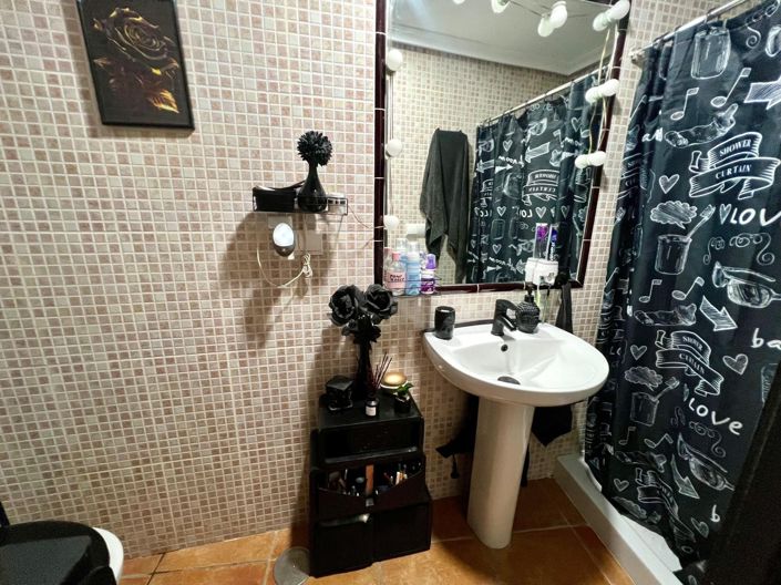 Image No.10-4 Bed Townhouse for sale