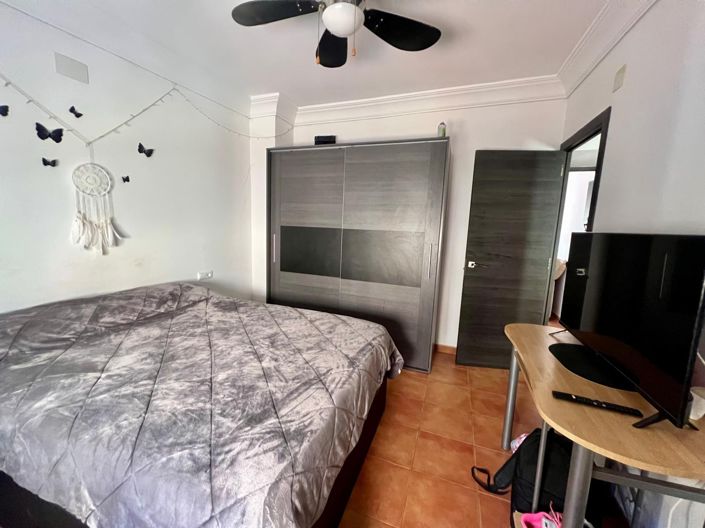 Image No.20-4 Bed Townhouse for sale