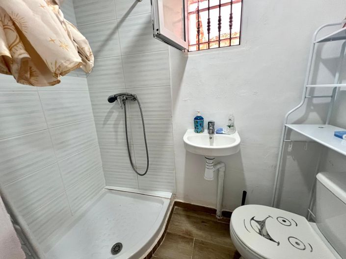 Image No.34-4 Bed Townhouse for sale