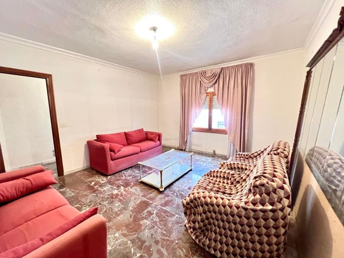 Image No.13-4 Bed Townhouse for sale