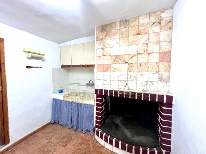 Image No.19-3 Bed Townhouse for sale