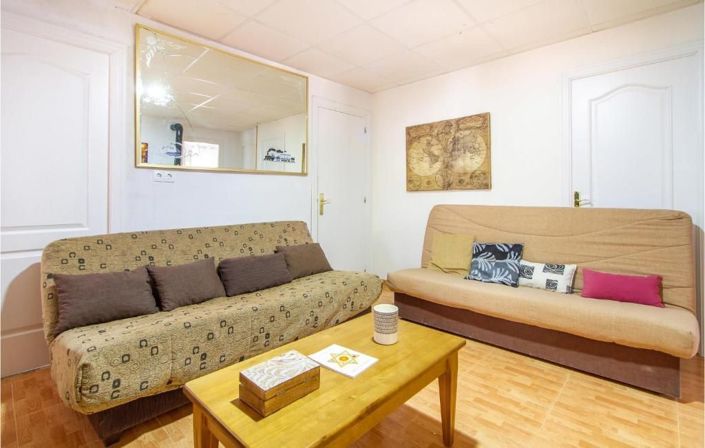 Image No.11-8 Bed Villa for sale