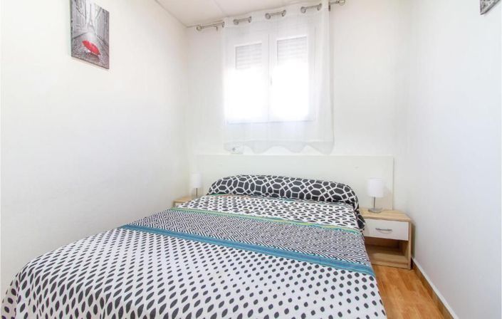 Image No.14-8 Bed Villa for sale