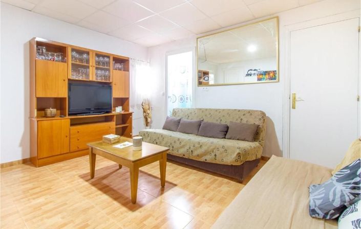 Image No.15-8 Bed Villa for sale