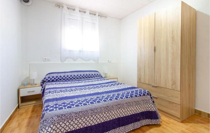 Image No.17-8 Bed Villa for sale