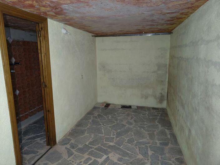 Image No.25-8 Bed Villa for sale