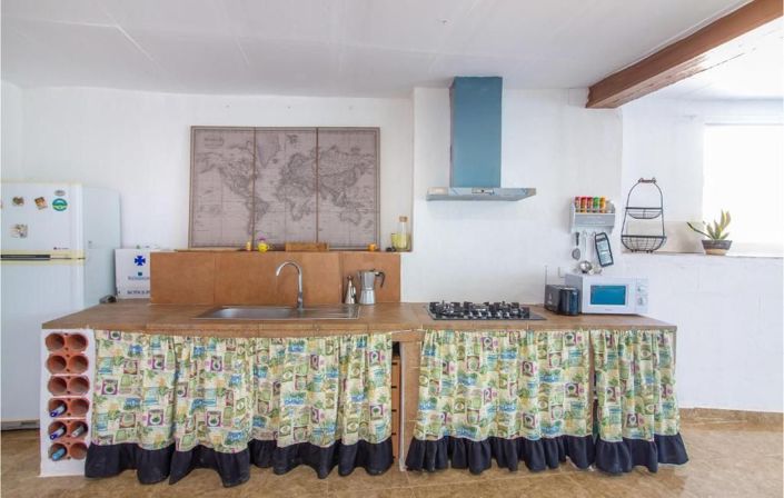 Image No.9-8 Bed Villa for sale