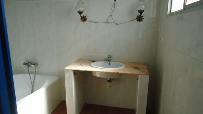 Image No.16-3 Bed Country House for sale