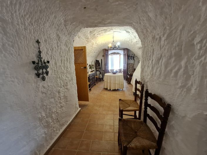 Image No.32-5 Bed Country House for sale