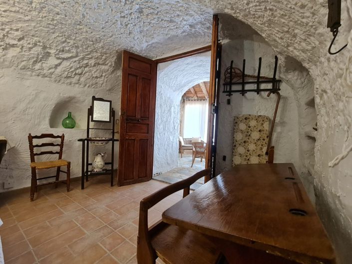 Image No.37-5 Bed Country House for sale