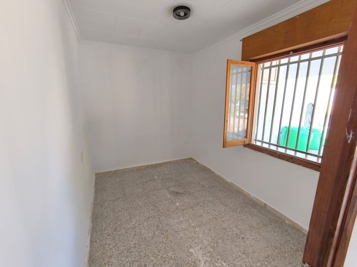 Image No.26-8 Bed Villa for sale