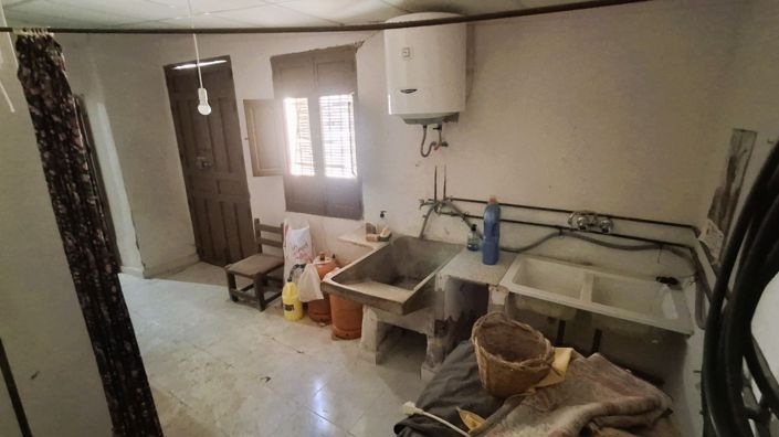 Image No.16-3 Bed Townhouse for sale