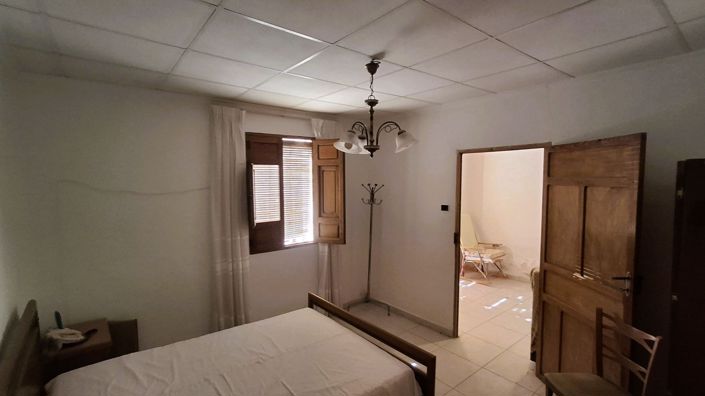 Image No.8-3 Bed Townhouse for sale