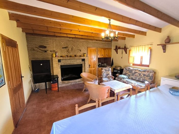 Image No.18-6 Bed Villa for sale