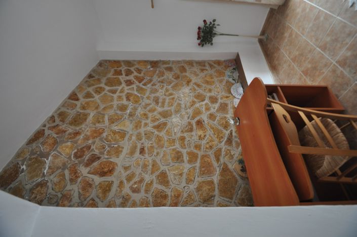 Image No.37-5 Bed Townhouse for sale