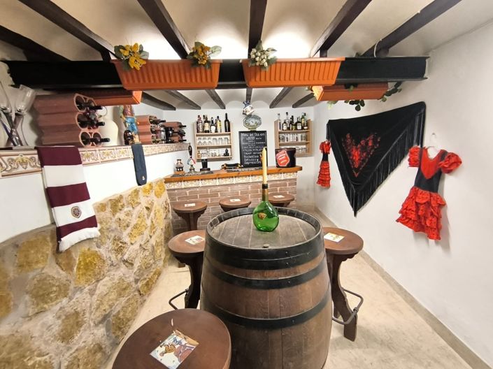 Image No.9-5 Bed Townhouse for sale