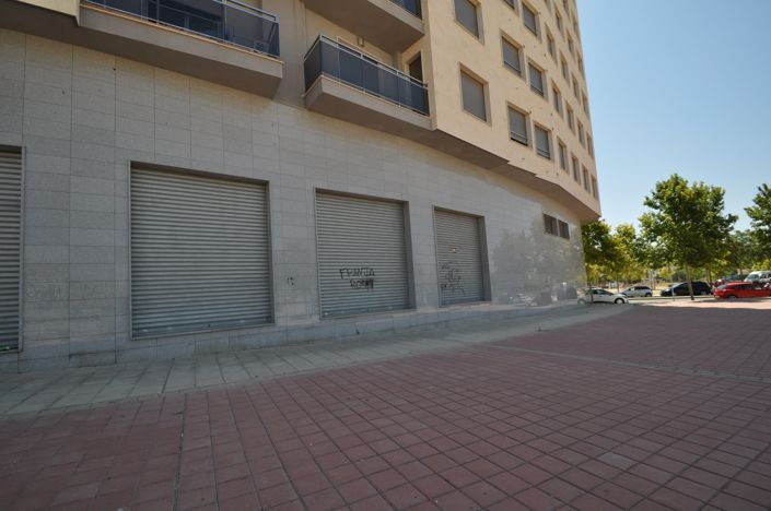Image No.5-Commercial for sale