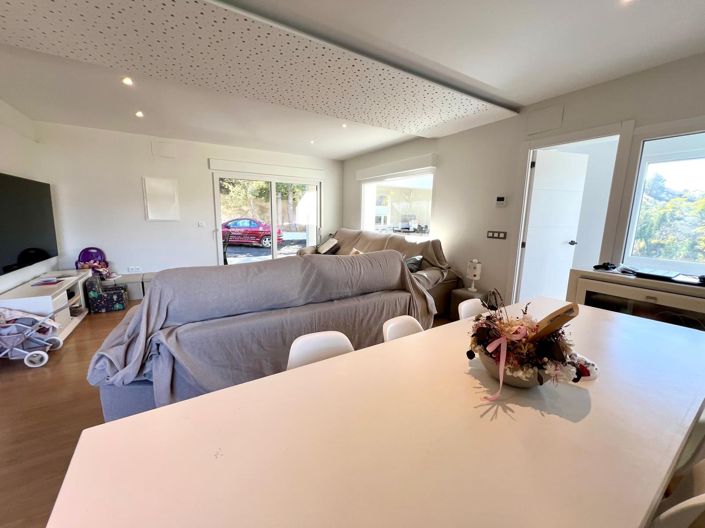 Image No.27-4 Bed Villa for sale