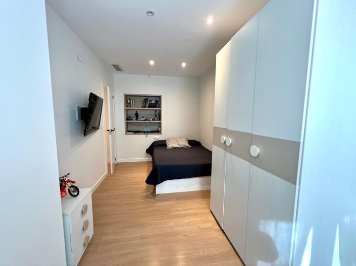 Image No.35-4 Bed Villa for sale