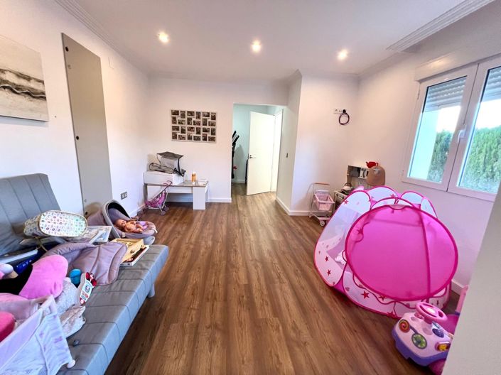 Image No.41-4 Bed Villa for sale