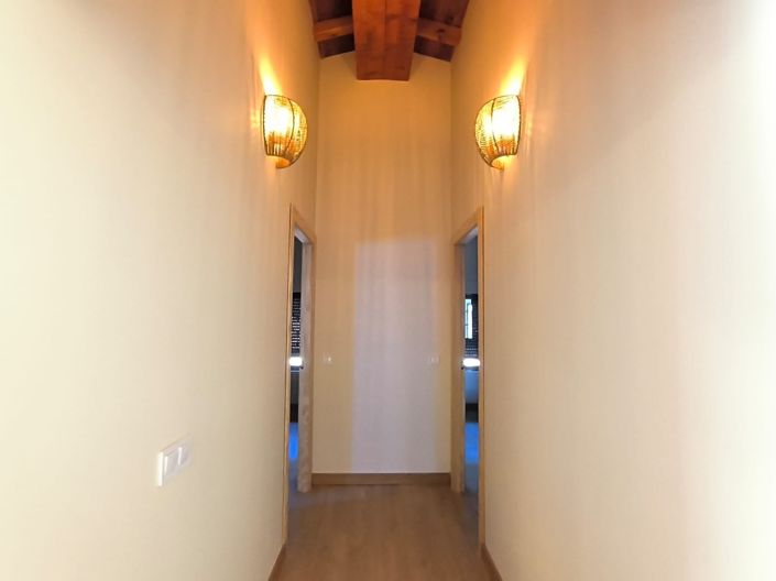 Image No.24-4 Bed Villa for sale