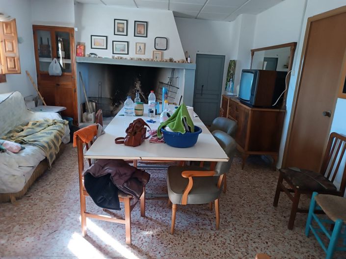 Image No.9-2 Bed Country House for sale