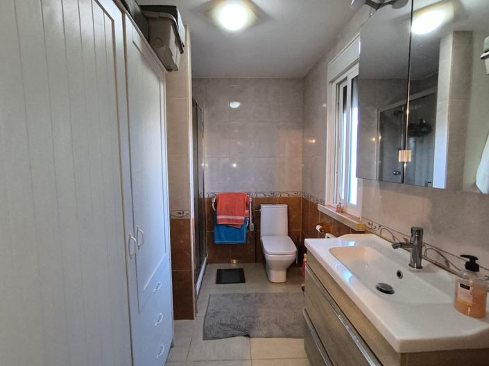 Image No.16-5 Bed Villa for sale