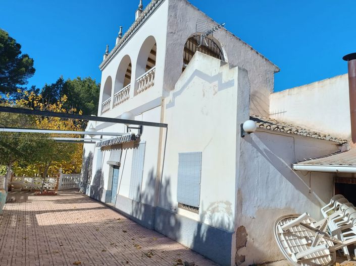 Image No.4-Villa de 5 chambres à vendre à Yecla