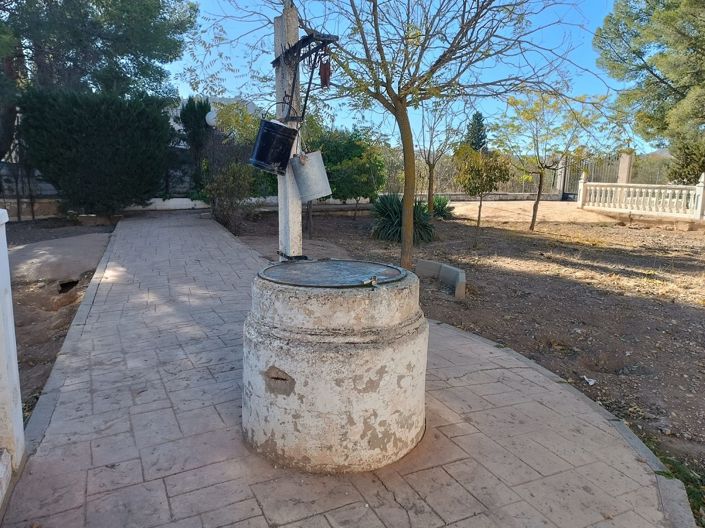 Image No.6-Villa de 5 chambres à vendre à Yecla