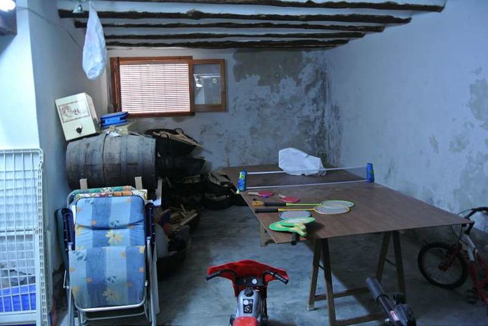 Image No.18-4 Bed Country House for sale