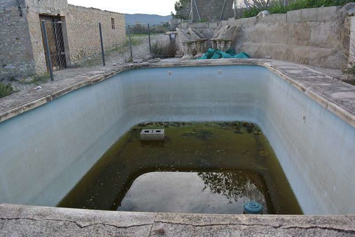 Image No.27-4 Bed Country House for sale