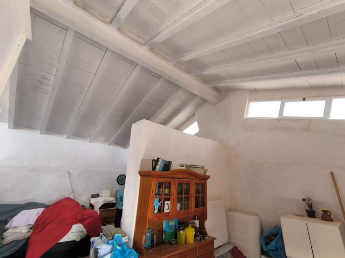 Image No.10-2 Bed Country House for sale