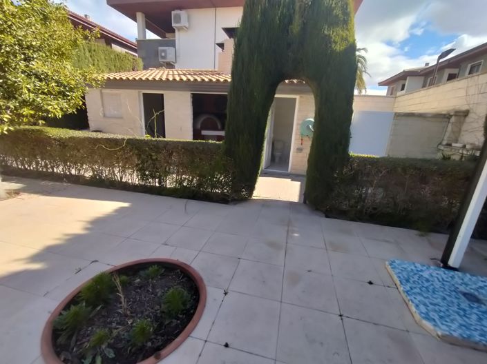 Image No.24-4 Bed Villa for sale