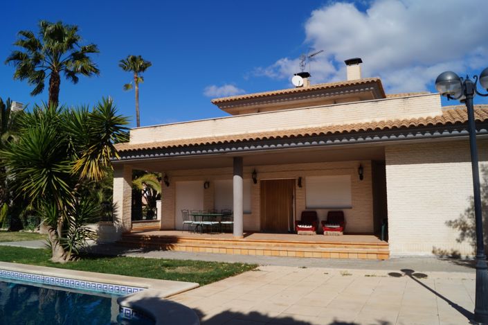 Image No.4-4 Bed Villa for sale