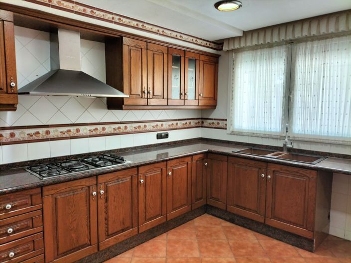 Image No.11-4 Bed Villa for sale