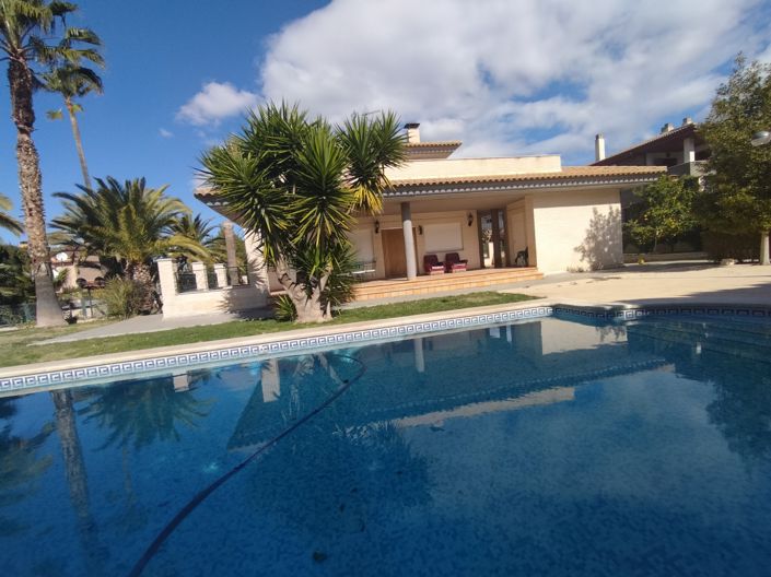 Image No.22-4 Bed Villa for sale