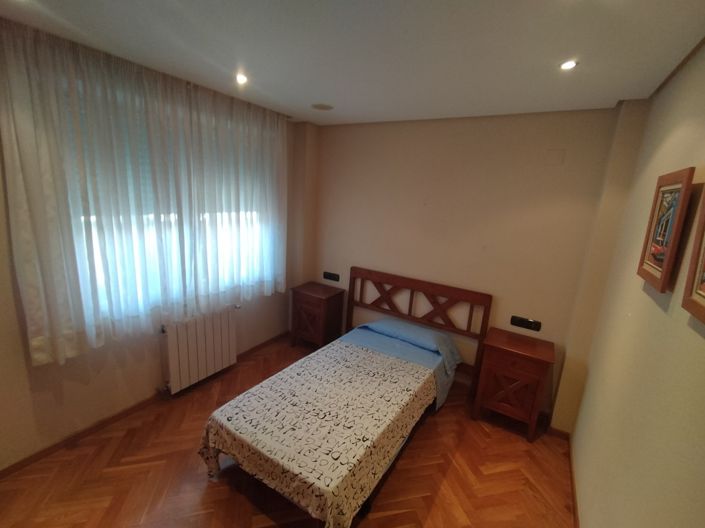 Image No.33-4 Bed Villa for sale