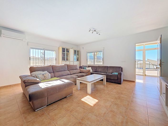 Image No.11-4 Bed Villa for sale