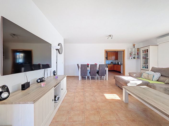 Image No.12-4 Bed Villa for sale