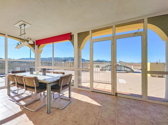 Image No.15-4 Bed Villa for sale